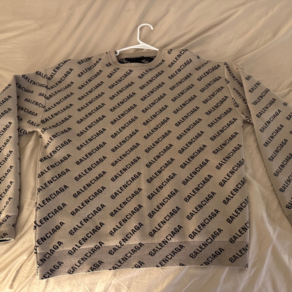 Balenciaga  Allover Logo Sweater - M (Brand New)
